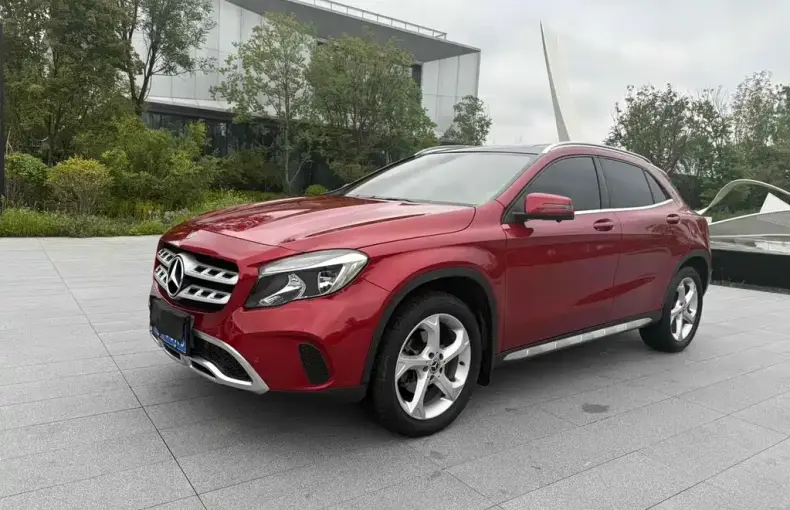 Mercedes-Benz GLA 2018 из Китая