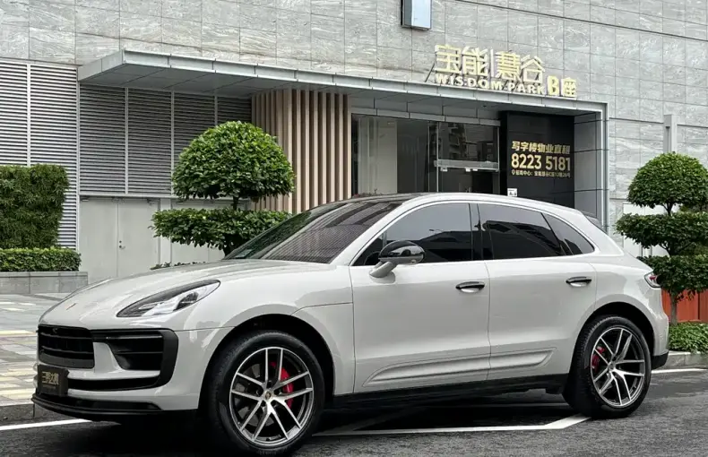 Porsche Macan 2023 из Китая