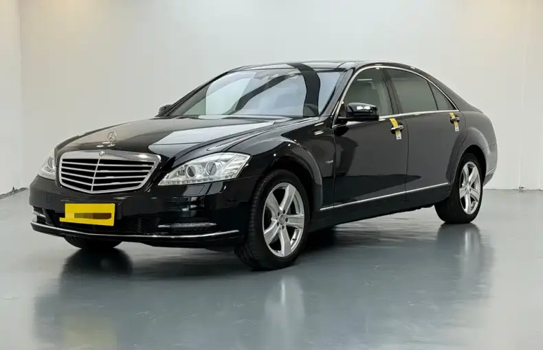 Mercedes-Benz S-Class 2011 из Китая