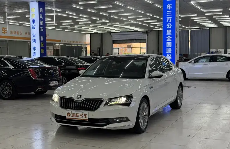 Skoda Superb 2019 из Китая
