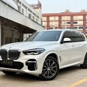 BMW X5 2023 из Китая