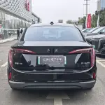 Hongqi Hongqi E-QM5 2023 лот 57032067 из Китая