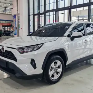 Toyota RAV4 2024 из Китая