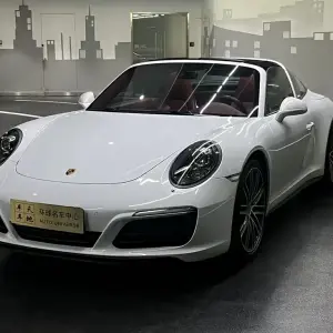 Porsche 911 2019 370 л.с. из Китая