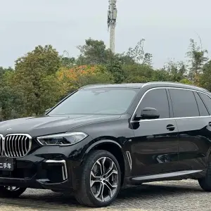 BMW X5 2022 из Китая