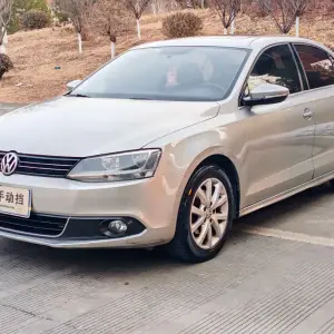 Volkswagen Sagitar 2013 из Китая