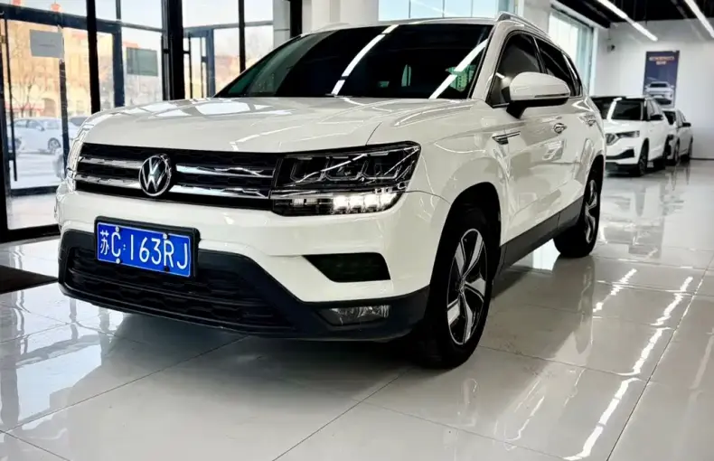 Volkswagen Tharu 2021 из Китая