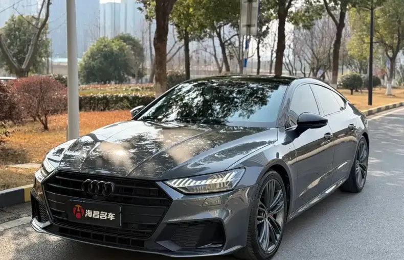 Audi A7 2022 из Китая