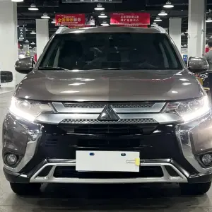 Mitsubishi Outlander 2020 166 л.с. из Китая