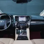 Toyota Alphard 2018 из Китая