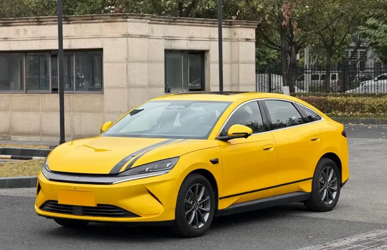 BYD Qin L 2025 из Китая