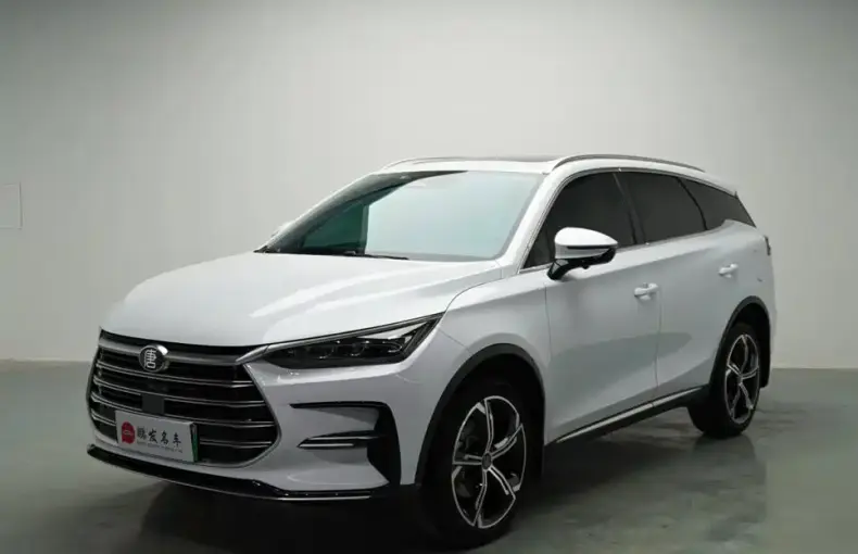 BYD Tang New Energy 2023 из Китая