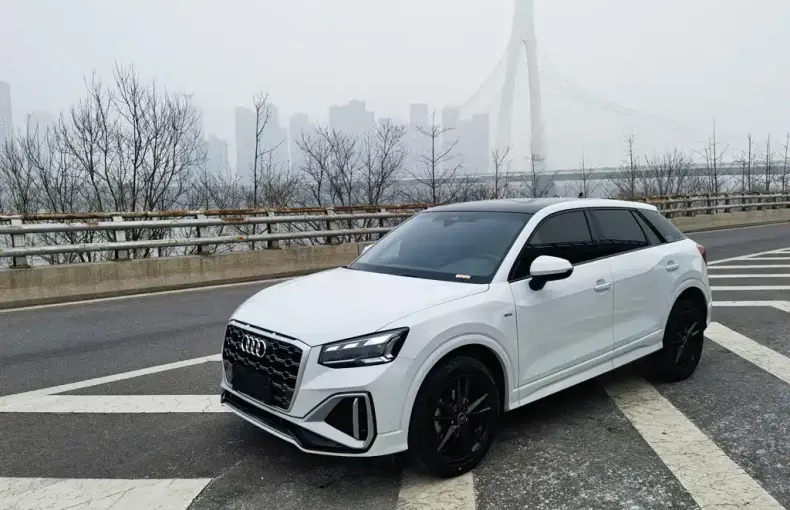 Audi Q2L 2023 из Китая
