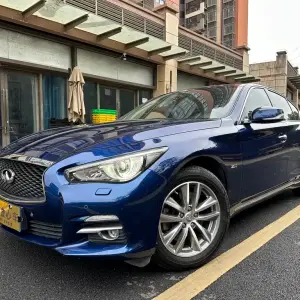 Infiniti Q50L 2017 из Китая