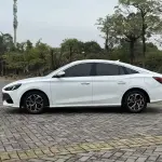 MG MG5 2024 из Китая