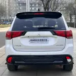 Mitsubishi Outlander 2023 из Китая