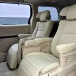 Toyota Alphard 2011 из Китая