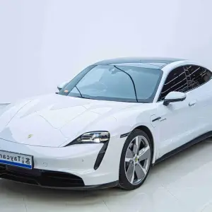 Porsche Taycan 2024 из Китая