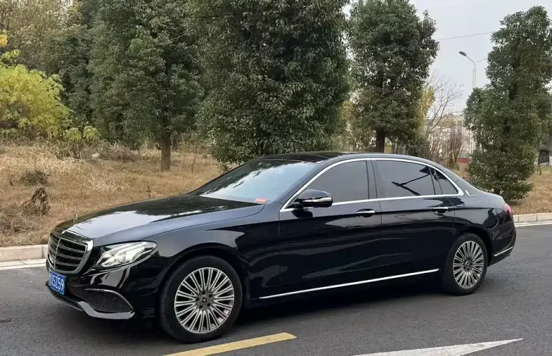 Mercedes-Benz E-Class 2020 из Китая