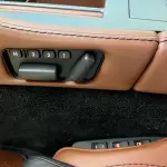 Aston Martin V8 Vantage 2012 из Китая