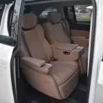 XPeng X9 2024 из Китая