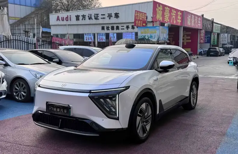 HiPhi HiPhi Y 2024 из Китая