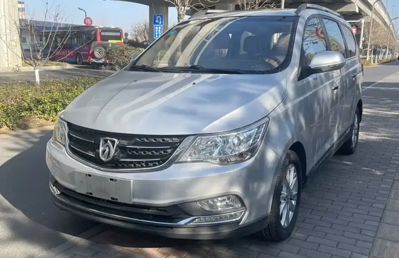 Baojun 730 2017 из Китая