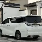 Toyota Vellfire 2022 из Китая