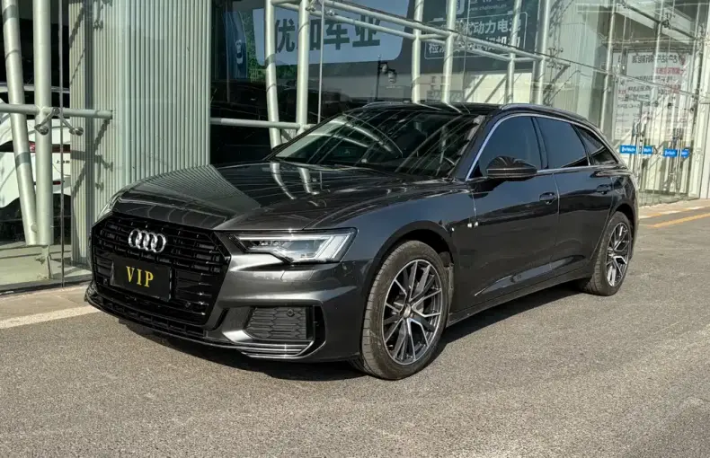 Audi A6 (Import) 2022 из Китая