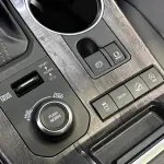 Toyota Crown Kluger 2025 из Китая