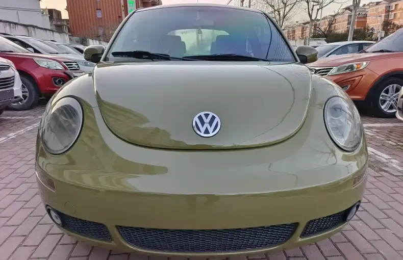 Volkswagen Beetle 2008 из Китая