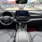 Toyota Crown Kluger 2023 из Китая