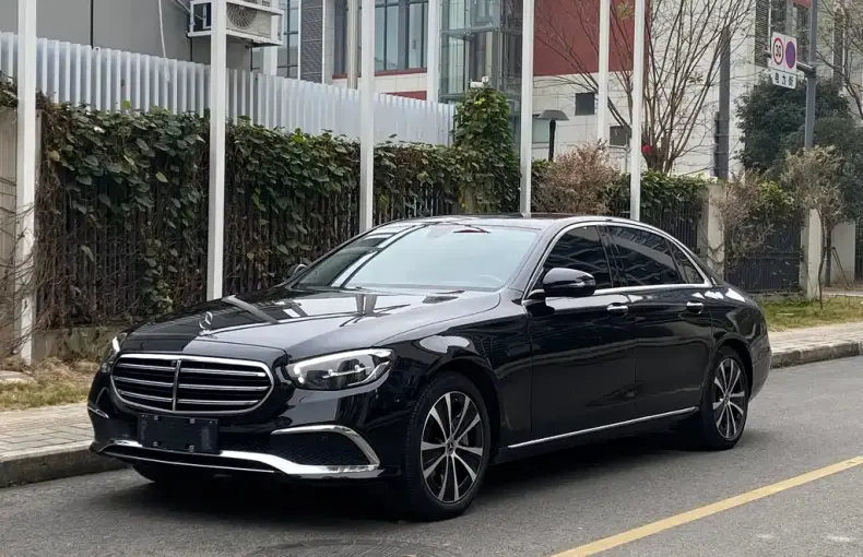 Mercedes-Benz E-Class New Energy 2023 из Китая