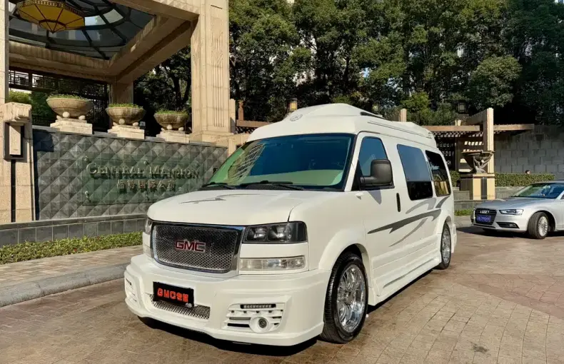GMC Savana 2013 из Китая