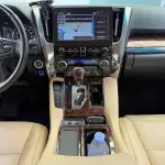 Toyota Alphard 2021 из Китая