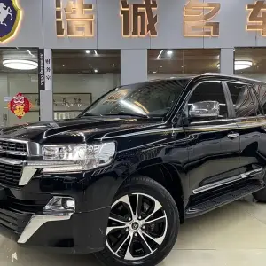 Toyota Land Cruiser 2022 из Китая