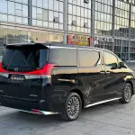 Lexus LM 2022 из Китая