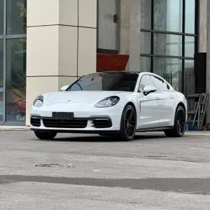 Porsche Panamera 2018 из Китая