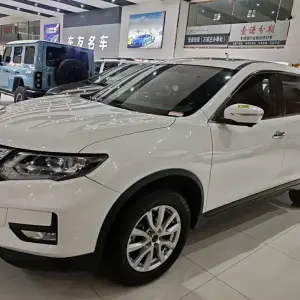 Nissan X-Trail 2021 151 л.с. из Китая