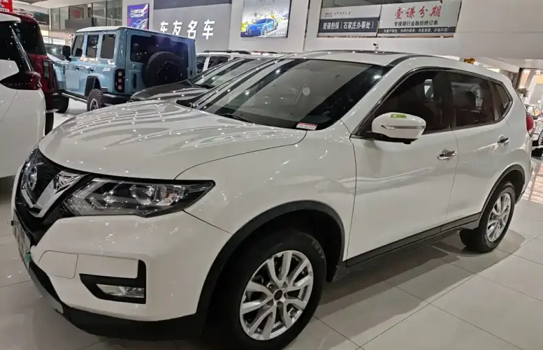 Nissan X-Trail 2021 из Китая