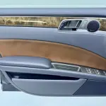 Volkswagen Phaeton 2012 из Китая