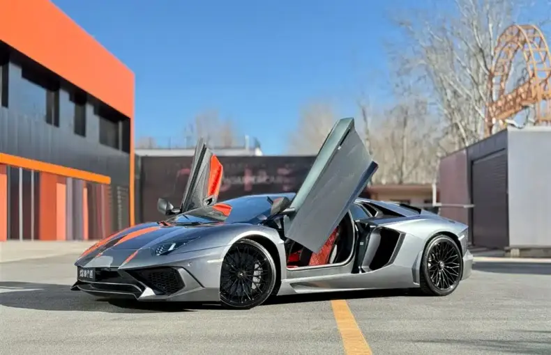 Lamborghini Aventador 2016 из Китая