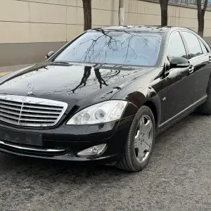 Mercedes-Benz S-Class 2008 из Китая