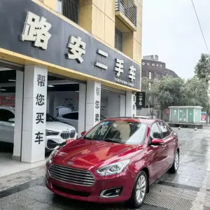 Ford Escort 2016 из Китая