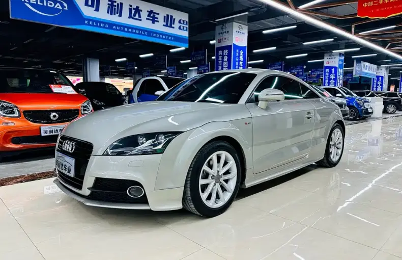 Audi TT 2014 из Китая