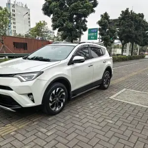 Toyota RAV4 2018 из Китая