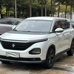 Baojun RM-5 2019 из Китая