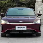 Fulwin 风云A9L 2025 639 л.с. из Китая