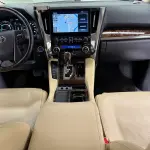 Toyota Alphard 2023 из Китая