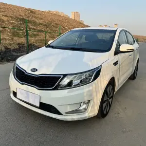 Kia K2 2013 123 л.с. 123 л.с. из Китая